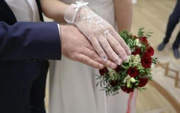 Среди тюменских молодоженов увеличился спрос на свадьбы в Красную горку