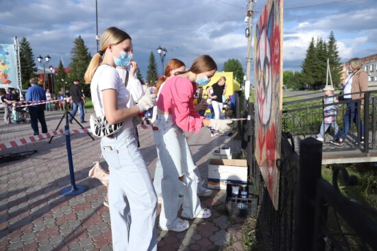 В Голышманово проходит молодежный фестиваль Teen Art 