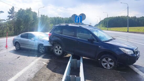 На трассе Екатеринбург- Тюмень трое детей и их мама получили травмы в ДТП