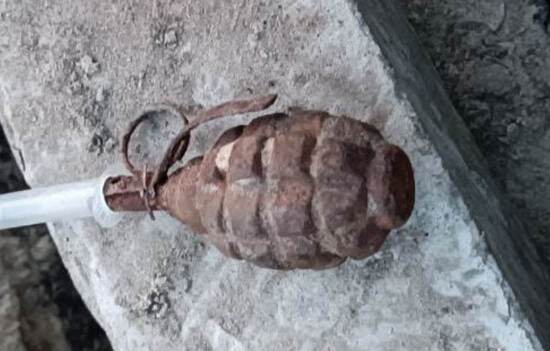 В Тюмени местный житель обнаружил боеприпас у себя на даче