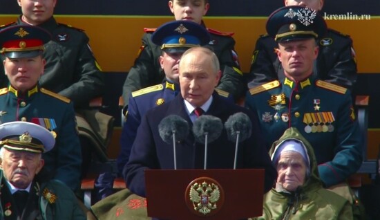 Владимир Путин поздравил россиян с Победой в Великой Отечественной войне: полная речь