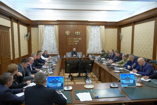 Внеочередное заседание антитеррористической комиссии провел Александр Моор