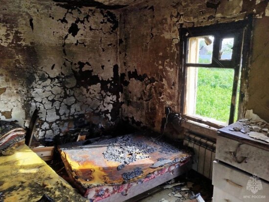 В Тюменской области из-за электророзетки едва не сгорел весь дом