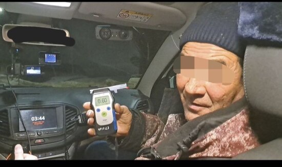 В Тюмени 19-летняя тюменка еще не закончила автошколу, а уже села за руль своей машины пьяной