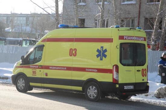 Тюменские врачи скорой помощи за выходные доставили в больницу 500 пациентов