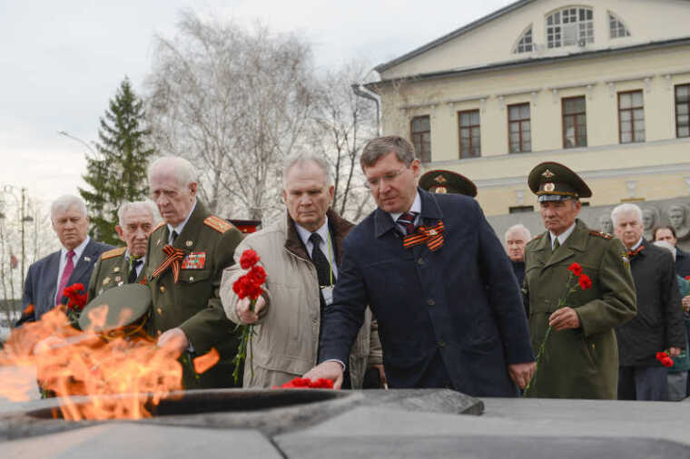 Вечный огонь народной памяти