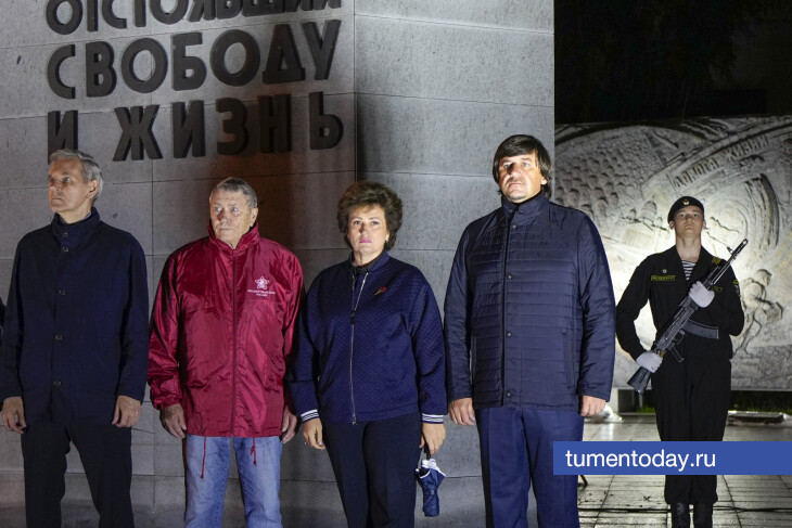 В День памяти и скорби в Тюмени зажгли «Огненные картины войны»