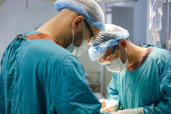 В Тюменской области медики за один день провели три операции по извлечению тромба из артерии мозга