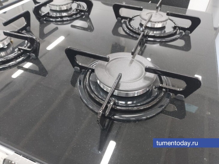 За полгода 826 тюменских семей бесплатно подключили дома к газу