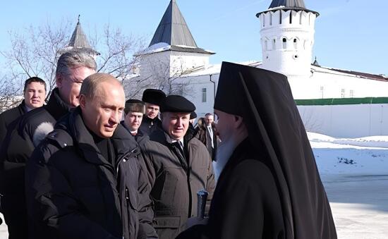 Владимир Путин впервые посетил Тобольск ровно 21 год назад