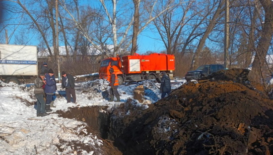 Тюменские специалисты помогли устранить сбои в работе канализации Краснодона