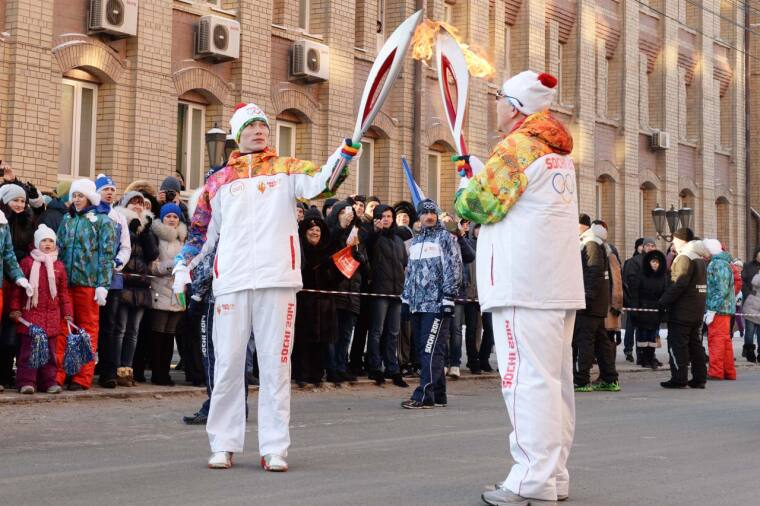 ТюмГУ принял эстафету олимпийского огня