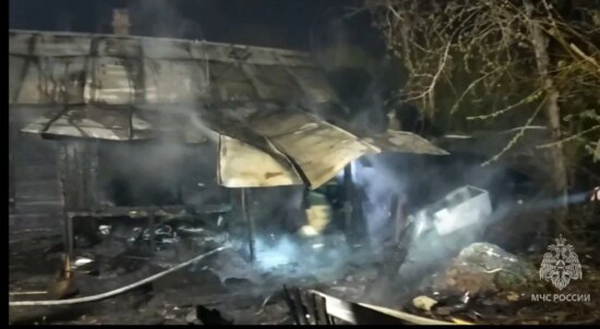В Тюмени в сгоревшем доме обнаружили тела двух человек
