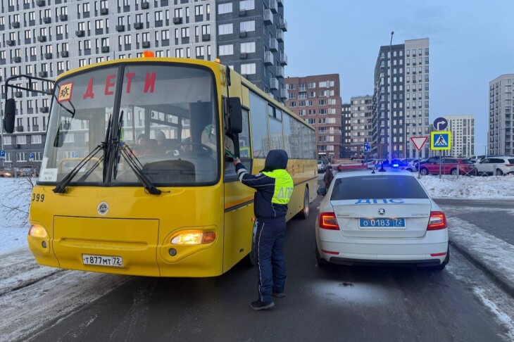 Междугородние перевозки детей контролируют тюменские автоинспекторы