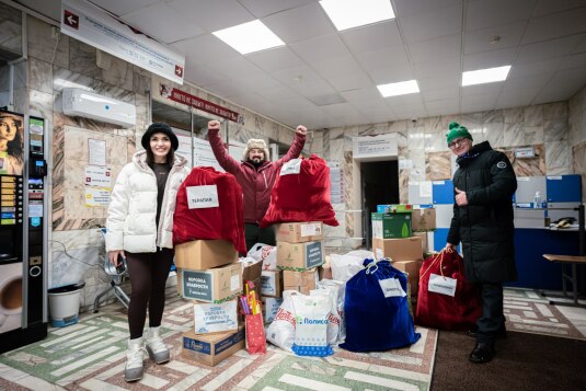 Тюменцы провели новогодний флешмоб возле ОКБ №1