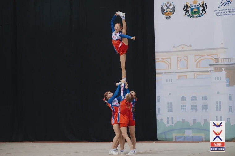 Фото федерации чир-спорта и черлидинга Тюменской области, автор неизвестен