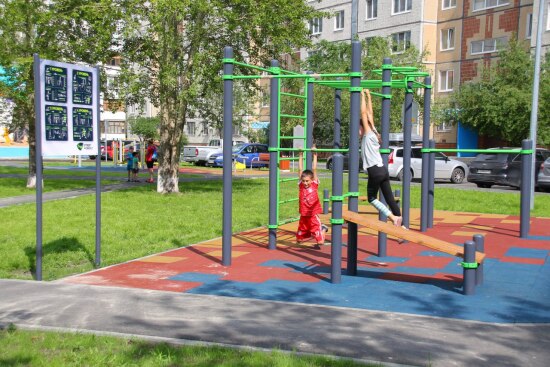 В Тюмени отремонтируют детскую площадку на ул. Бабарынка