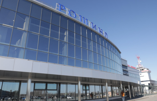 В Тюмени у самолета при посадке сработала сигнализация о несрабатывании ...