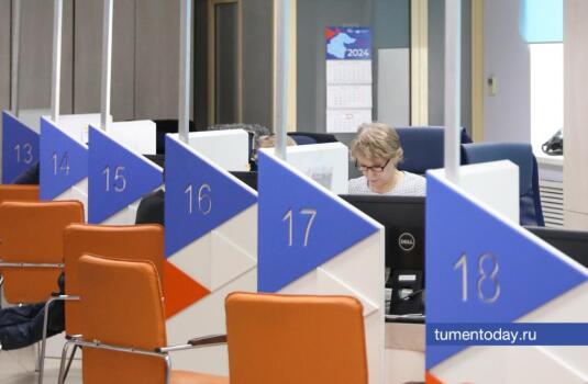 До 90 тысяч рублей: в Тюменской области стали известны зарплаты в сфере торговли