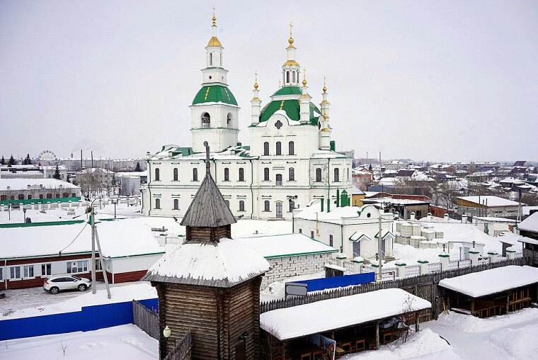 Сретенский собор был взорван в 1931 году и восстановлен в 2009 году. Фото Сергея Кузнецова.