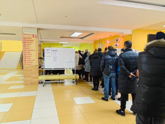 В Тюменской области открылись участки для голосования на выборах президента РФ