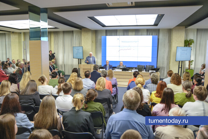 В Тюмени обсудили изменения в системе здравоохранения и ожидания врачей