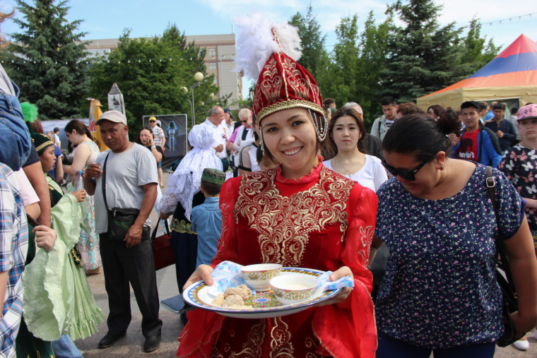 Казахский творог и свежий каймак 