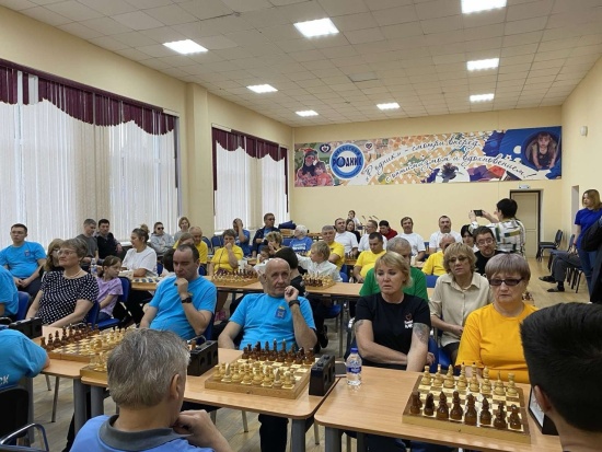 Спортсмены с нарушениями зрения сыграют в шашки и шахматы на чемпионате Тюменской области