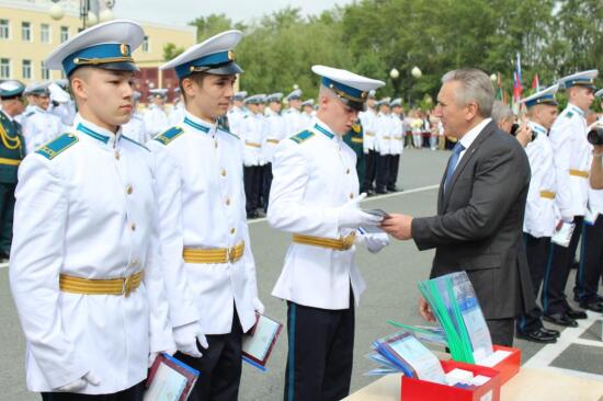 Эксперт прокомментировал вручение аттестатов кадетам Тюменского президентского училища 