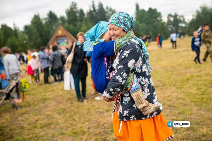 Александр Моор поздравил тюменцев с Днем коренных малочисленных народов мира