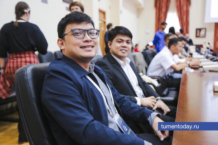 Ученые-иностранцы закончили обучение в Тюмени 