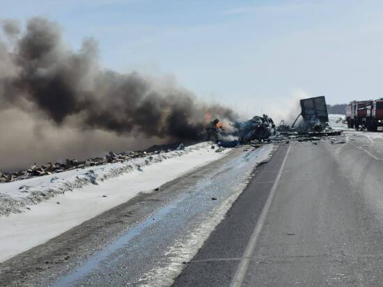 Число погибших в дорожной автокатастрофе на трассе Тюмень – Омск увеличилось до семи