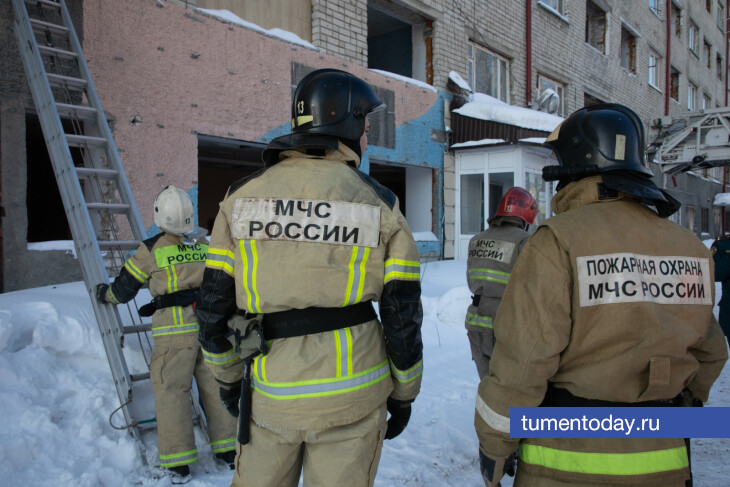 В жилом доме в Тобольске случился пожар