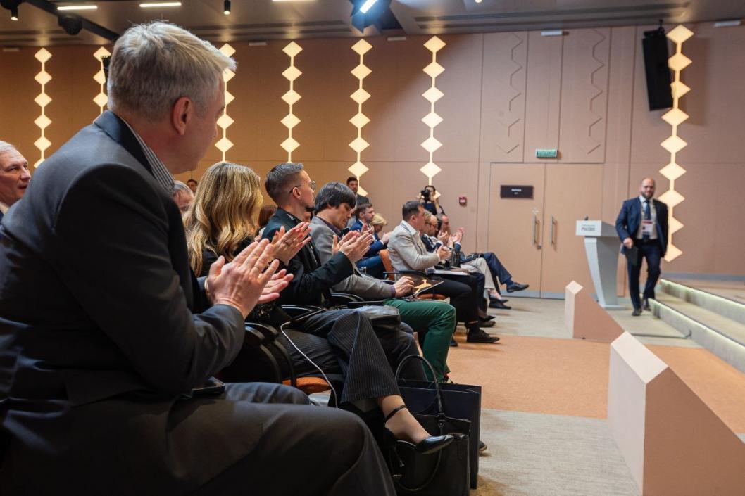 Фото из телеграм-канала Александра Моора, автор: Сергей Храмов 