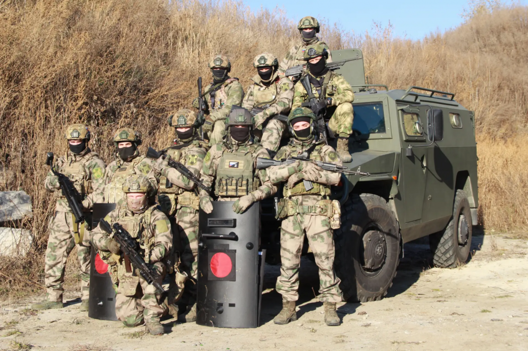 Фото из канала губернатора Александра Моора в MAX 