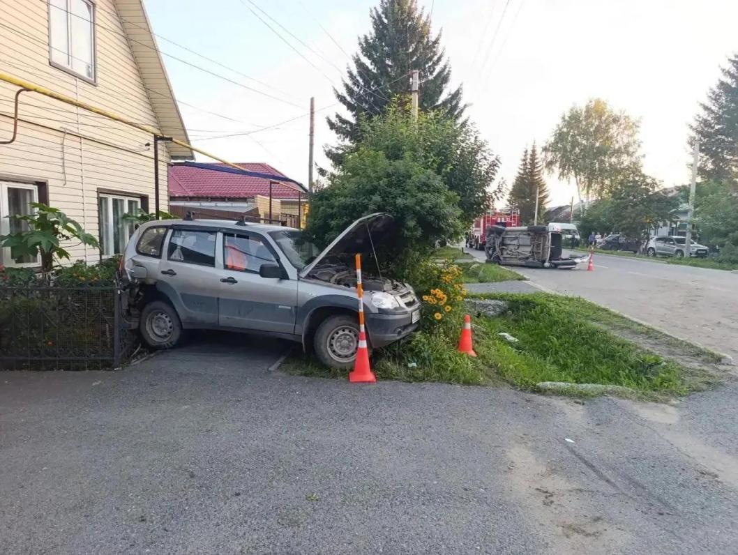Фото Госавтоинспекции Тюменской области, автор неизвестен
