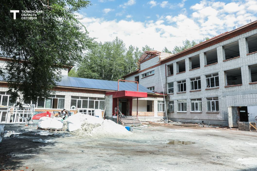 Капитальный ремонт в школе №27 Тюмени идет с опережением графика