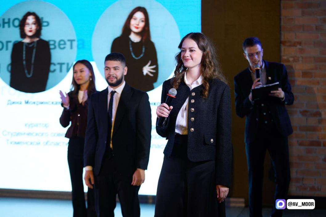 Фото из канала Александра Моора в МАХ