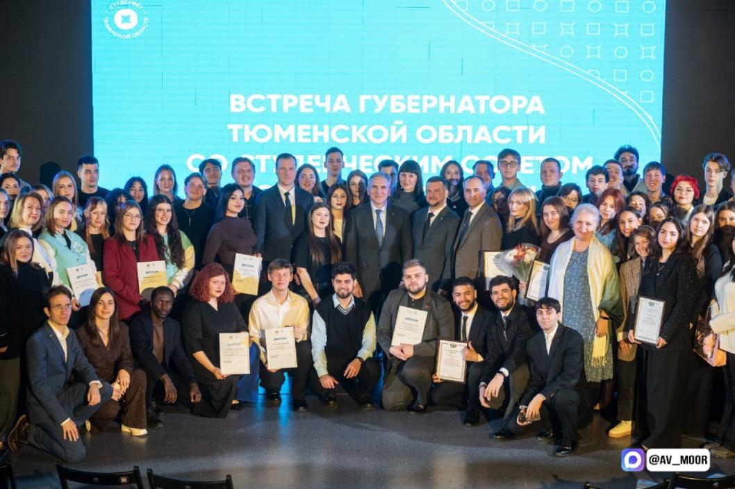 Фото из канала Александра Моора в МАХ