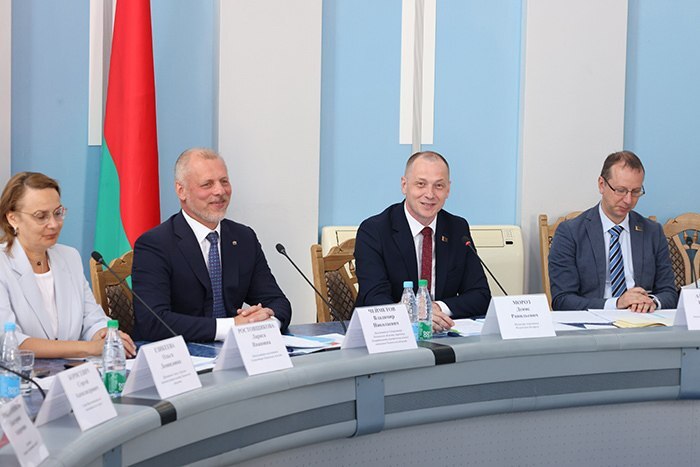 Тюменская делегация на «Белагро-2026» расширила сотрудничество с Беларусью по АПК и торфу