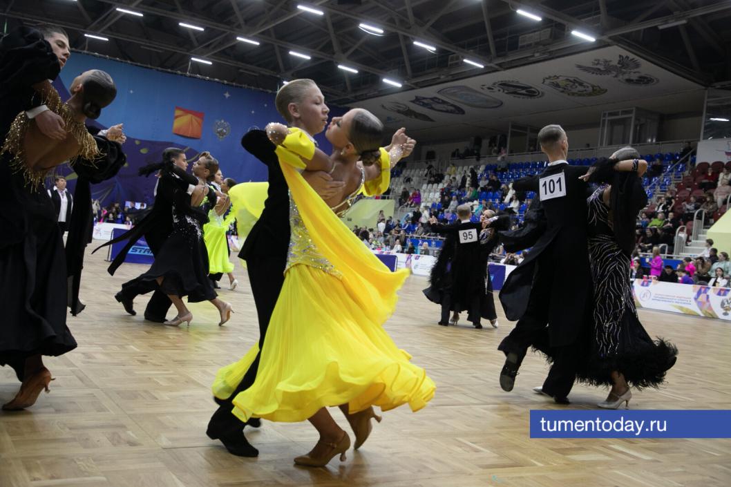 Полторы тысячи танцоров объединил Кубок губернатора в Тюмени