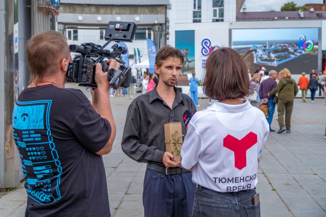 Прямой эфир. Работаем! Фото предоставлено АНО «ТРК «Тюменское время»