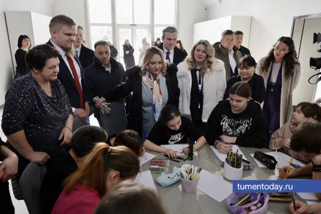 Экспертная группа Комитета Госдумы по защите семьи оценила работу тюменских социальных центров