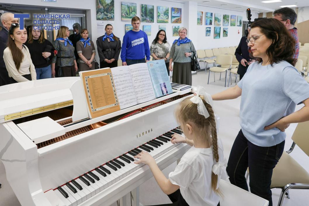 Народная комиссия посетила детскую школу искусств «Гармония» в Тюмени