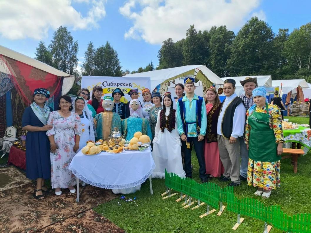 Фото Тобольской городской национально-культурной автономии сибирских татар. Автор неизвестен