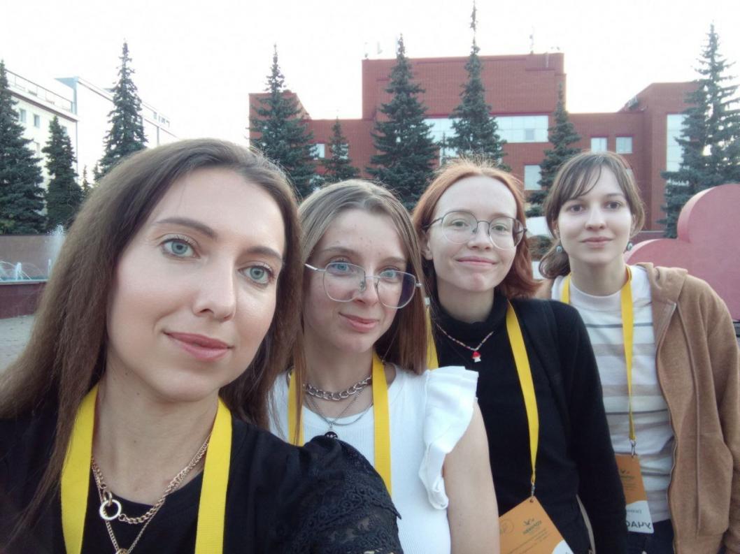 Тюменские участницы Анна Наумова-Лямина, Наталья Федотова, Дарья Эдильгириева, Евгения Иванова | Фото предоставлено Александром Ивановым