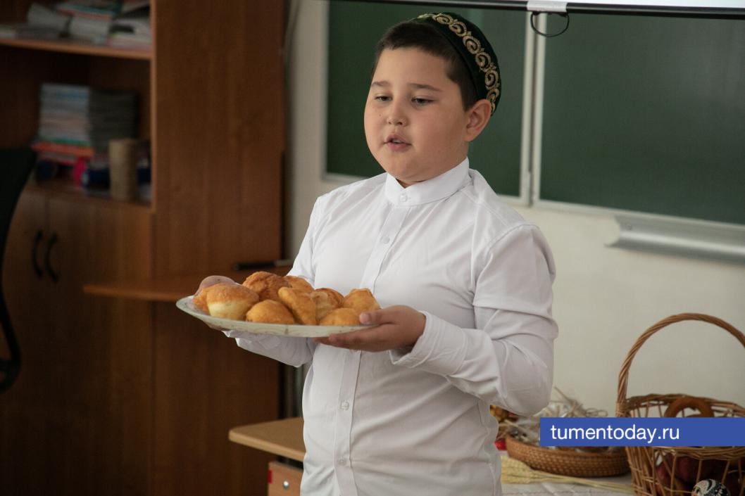 Национальные блюда согревают теплом родного дома Фото Сергея Куликова