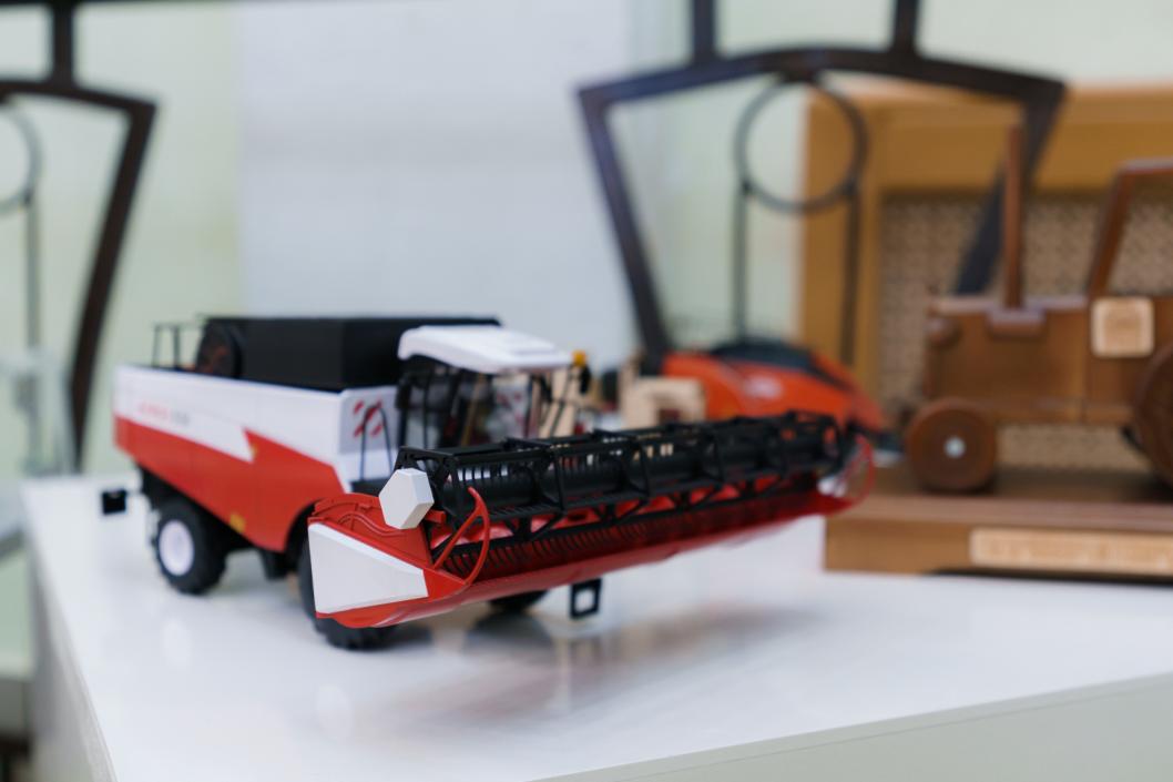 Фото Сергея Мжельского