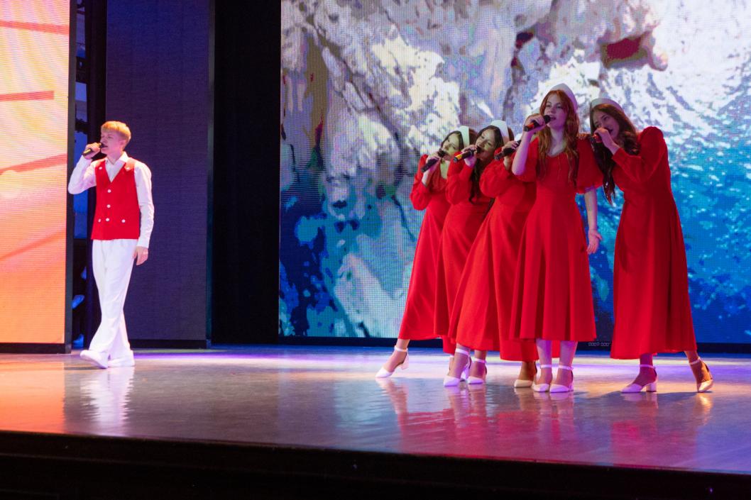 Фрагмент отчетного концерта студии «Нота» | Фото пресс-службы ДТиС «Пионер»