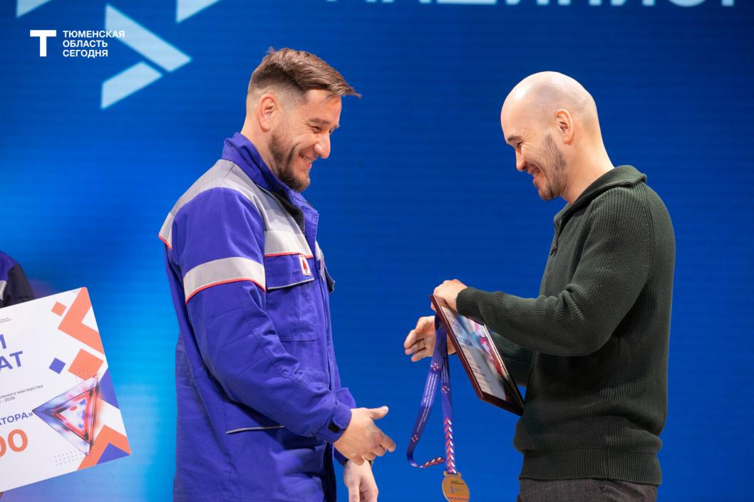 Ренат Аюпов – победитель номинации «Машинист экскаватора» | Фото Сергея Куликова